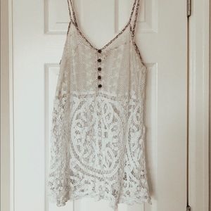 Lace BKE top